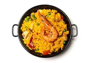 Caldo de pescado en receta de paella  