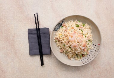 Arroz chino con camarones