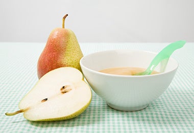 Compota de frutas hecha con pera