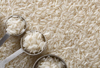 Para hacer arroz correctamente es importante medir las cantidades.