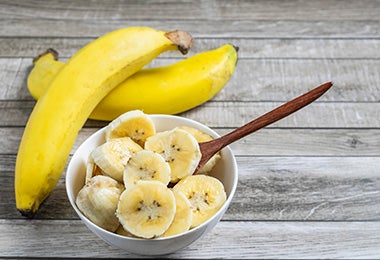 Banano, alimento rico en potasio  
