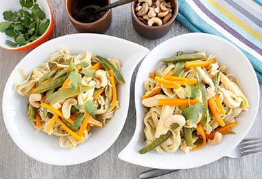 Receta Pad Thai con verduras y maní