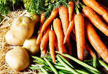 Zanahorias y papas.