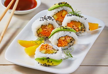 Rollo uramaki tipos de sushi  
