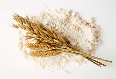 Uno de los tipos de harina más comunes es la harina de trigo.