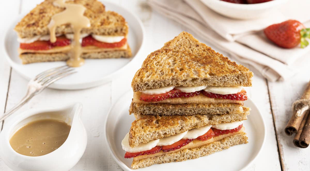 Receta de Sándwich Dulce para el desayuno | Recetas Nestlé Receta de Sándwich Dulce para el desayuno | Recetas Nestlé