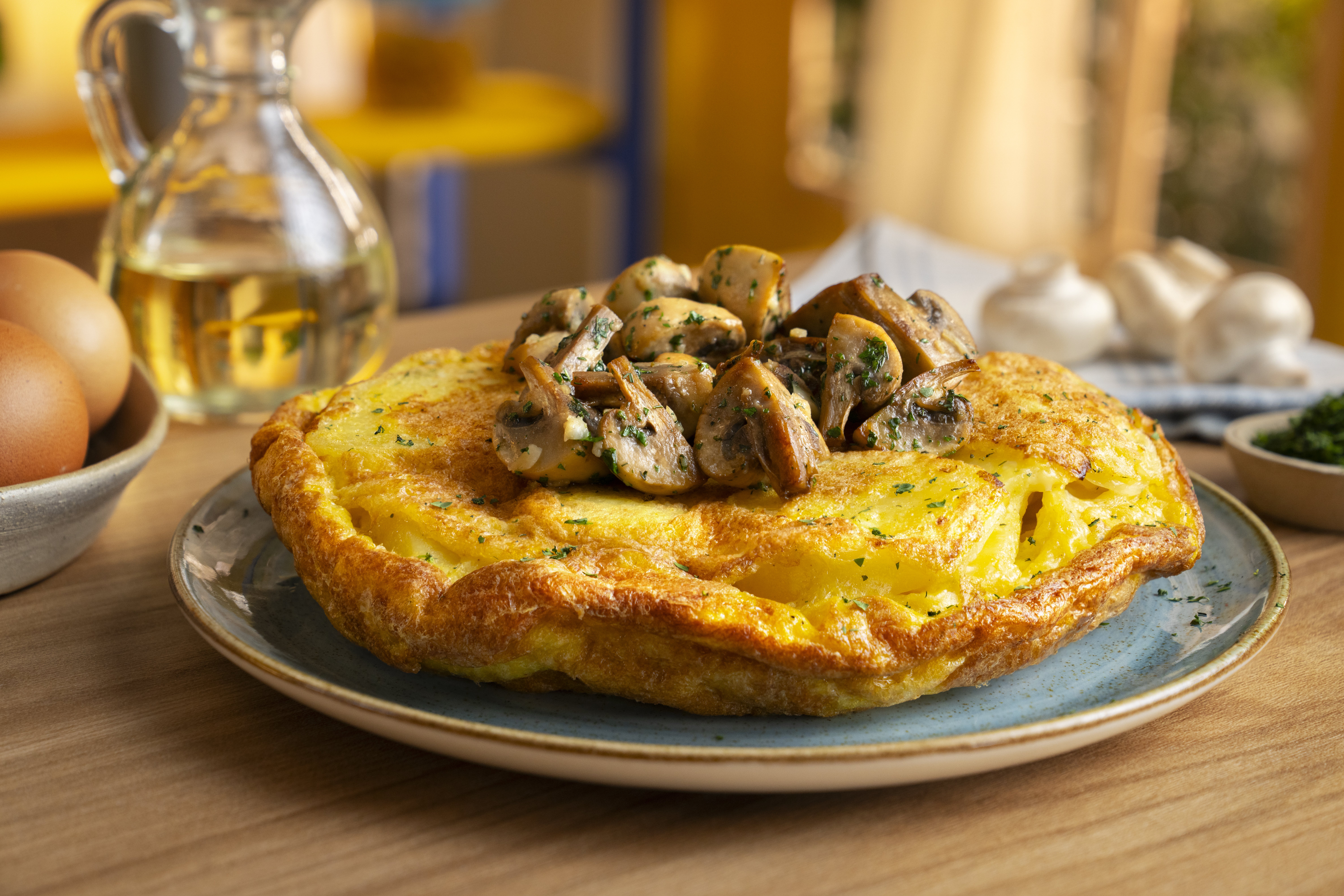 Tortilla española con champiñones Tortilla española con champiñones