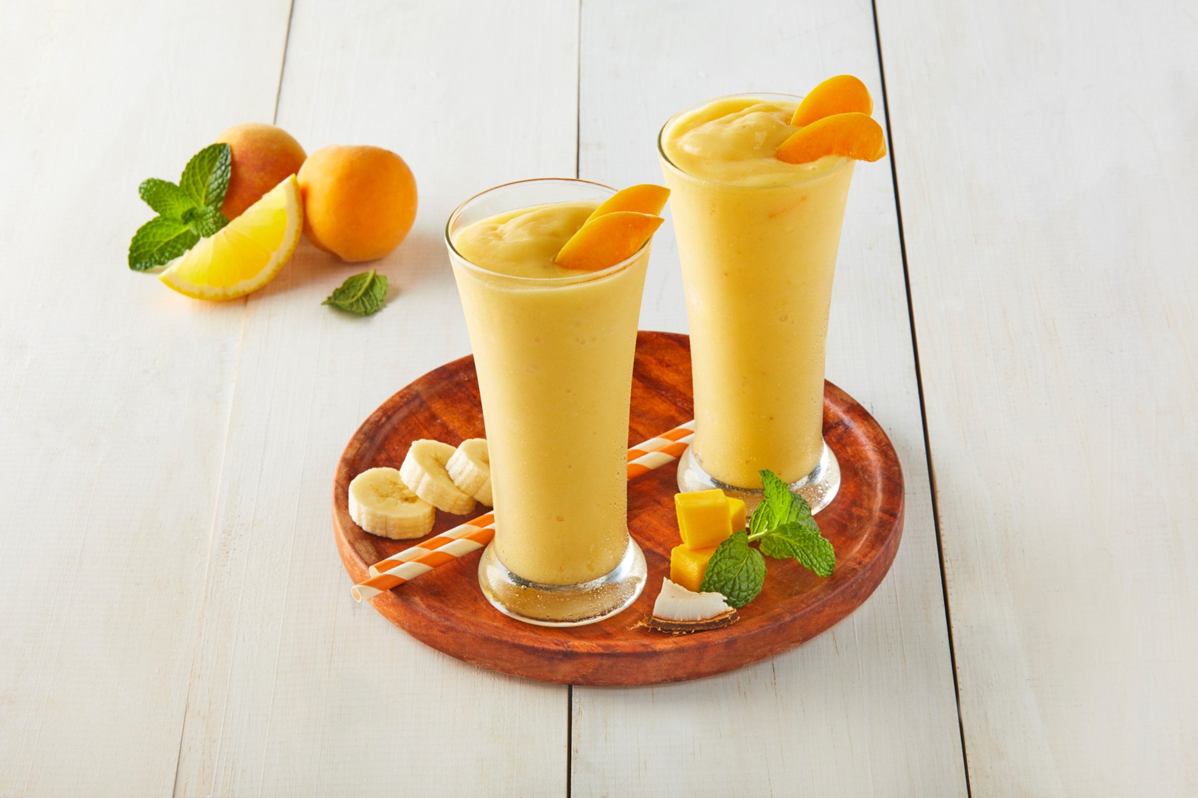Delicioso Smoothie de frutas tropicales Recetas Nestlé