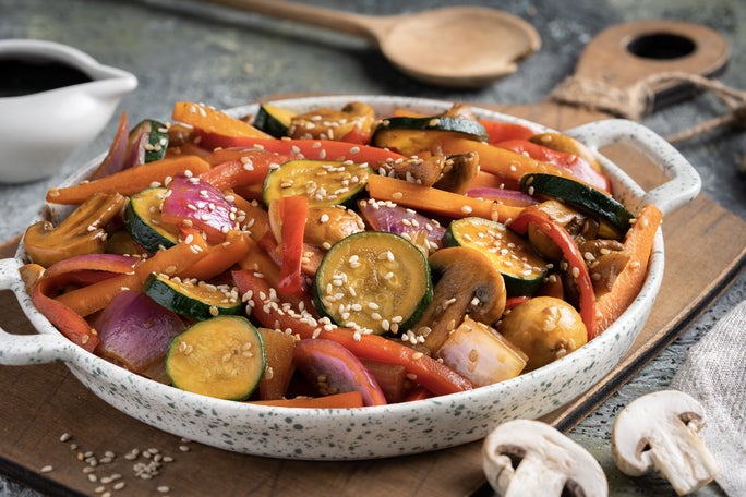 Salteado de vegetales al wok Salteado de vegetales al wok