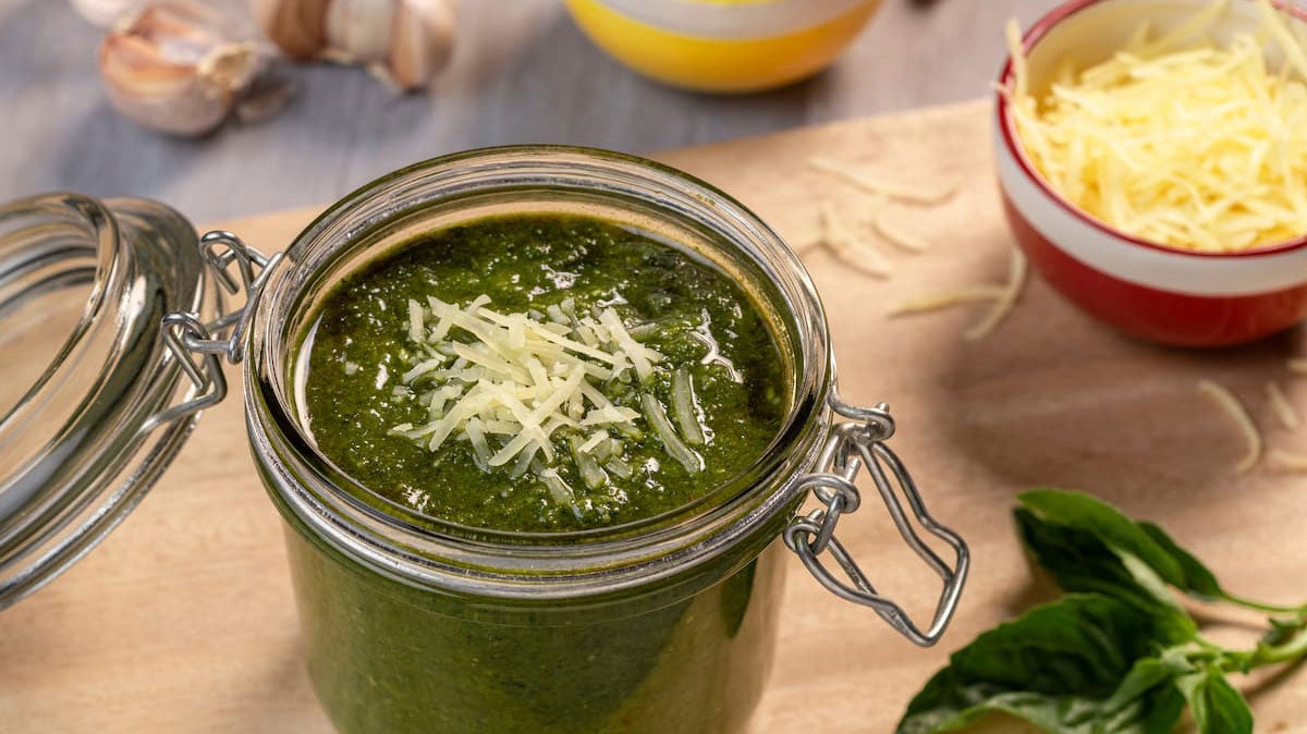 Cómo hacer salsa pesto