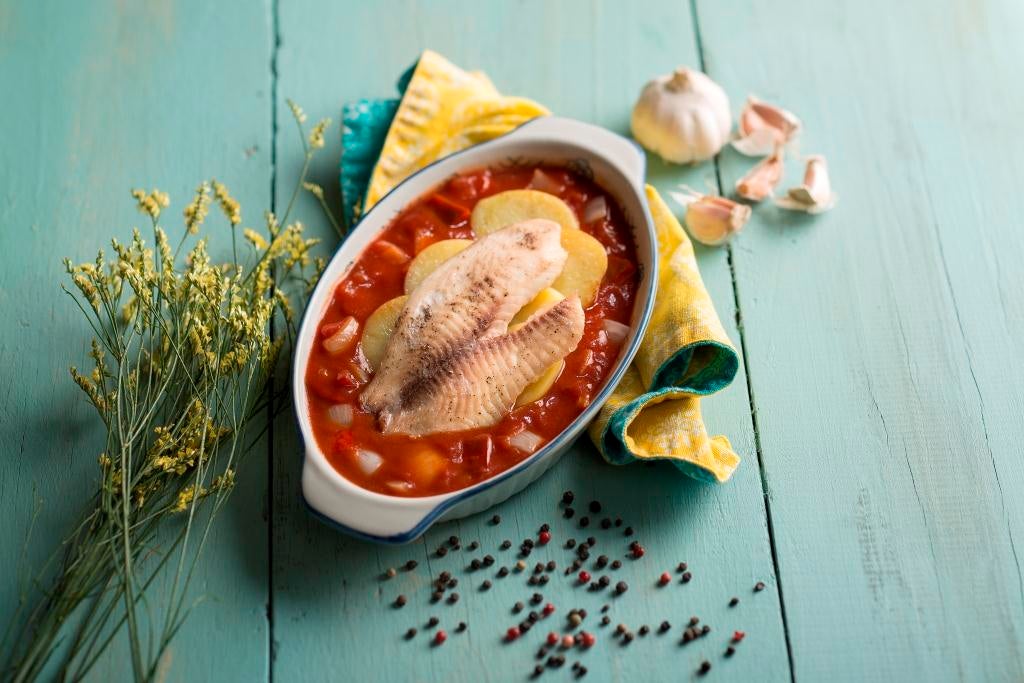 Pescado en salsa de tomate