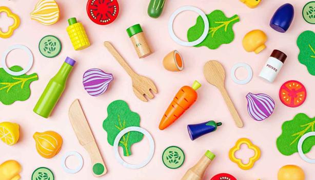 Alimentos y utensilios para preparar comidas divertidas para niños