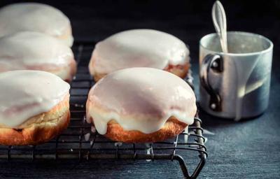 Donas con glaseado blanco