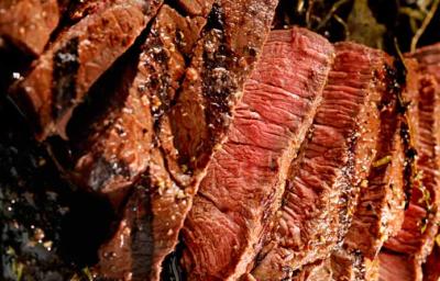 Carne preparada a término medio