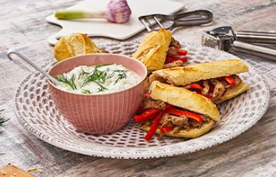 zatziki: salsa con sabor Mediterráneo zatziki: salsa con sabor Mediterráneo