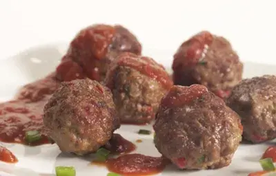 Increíble receta fácil de bolitas de carne Increíble receta fácil de bolitas de carne