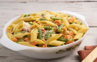 Pasta Penne con Salsa de Mostaza Económica Pasta Penne con Salsa de Mostaza Económica