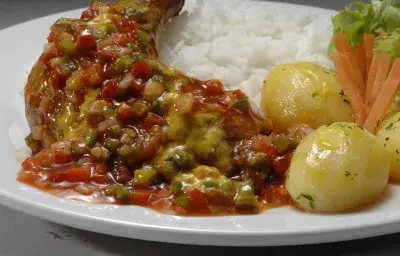 Pollo criollo Pollo criollo