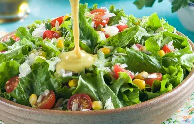 Ensalada mixta con miel mostaza