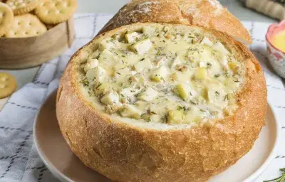 Brie al Horno con Manzana, Mostaza Miel y Romero Brie al Horno con Manzana, Mostaza Miel y Romero