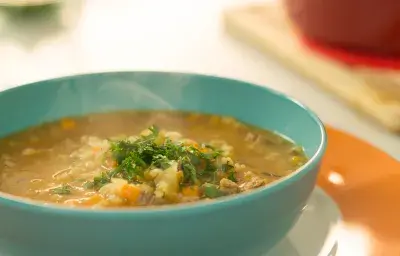 Sopa de pollo y jengibre