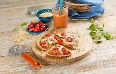 Pizza estilo margarita Pizza estilo margarita