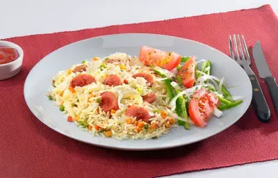 Arroz con Salchicha Fácil