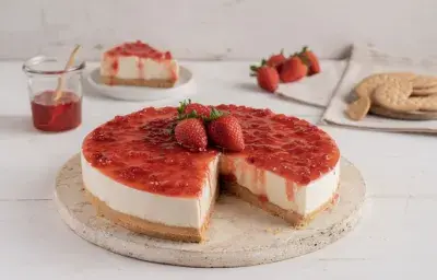 Cheesecake de Fresa Fácil y sin Horno Cheesecake de Fresa Fácil y sin Horno