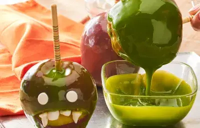 Manzanas Vampiro Caramelizadas para Halloween Manzanas Vampiro Caramelizadas para Halloween