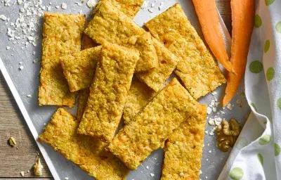 FLAPJACK DE ZANAHORIA Y QUESO CHEDDAR FLAPJACK DE ZANAHORIA Y QUESO CHEDDAR