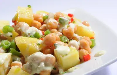 Ensalada con garbanzo y vainita