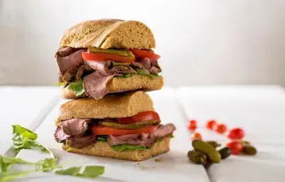 Sándwich de lomo especial Sándwich de lomo especial