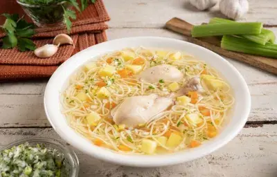 Sopa de Pollo Sopa de Pollo