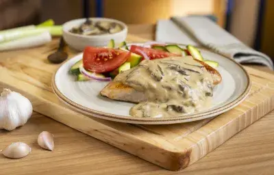 Pollo en salsa casera