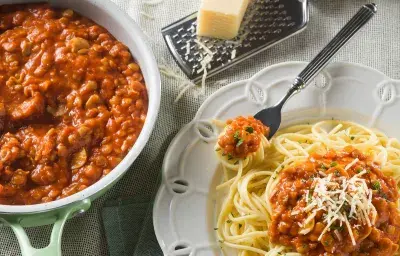 Spaguetti con falso boloñesa