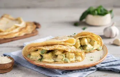 Crepes con Pollo y Espinaca