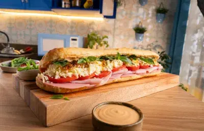 Focaccia de Mortadela Jamon y Queso