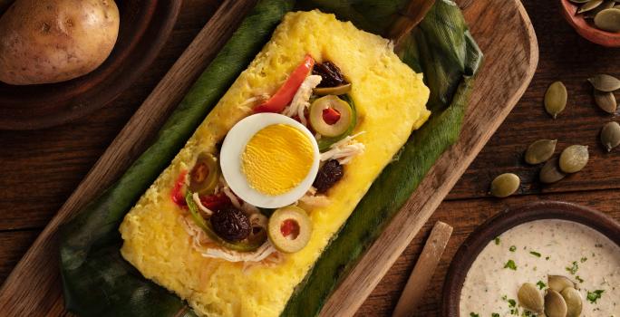 Tamal de papa con ají de pepa de sambo