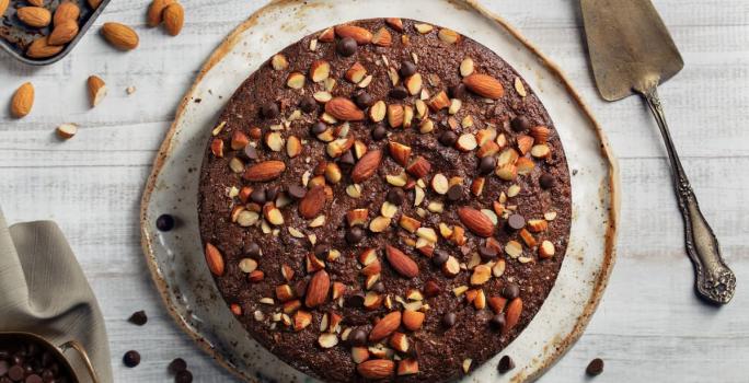 Torta de almendra con chispas de chocolate sin gluten