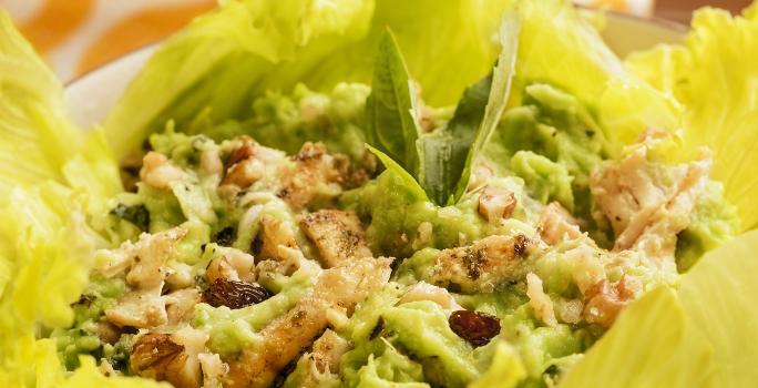 Ensalada de pollo con aguacate