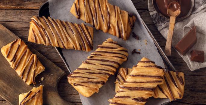 Galletas de Mantequilla de Maní y Chocolate