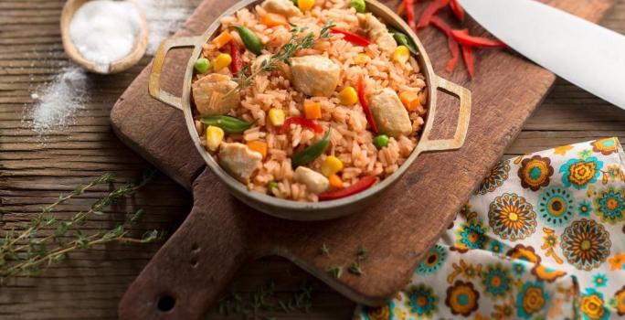 Arroz rápido de pollo y verduras