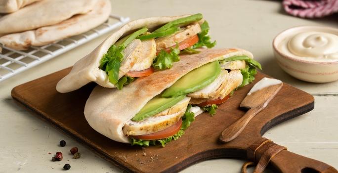 pita de pollo con vegetales