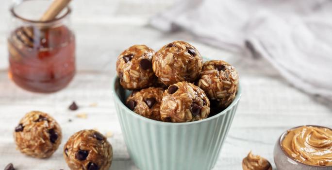 Bolitas energéticas de mantequilla de maní