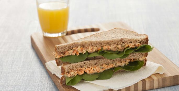Sandwich0-Atún-Hierbas-Molico-recetas-nestle