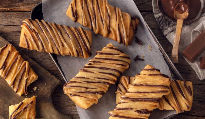 Galletas de Mantequilla de Maní y Chocolate