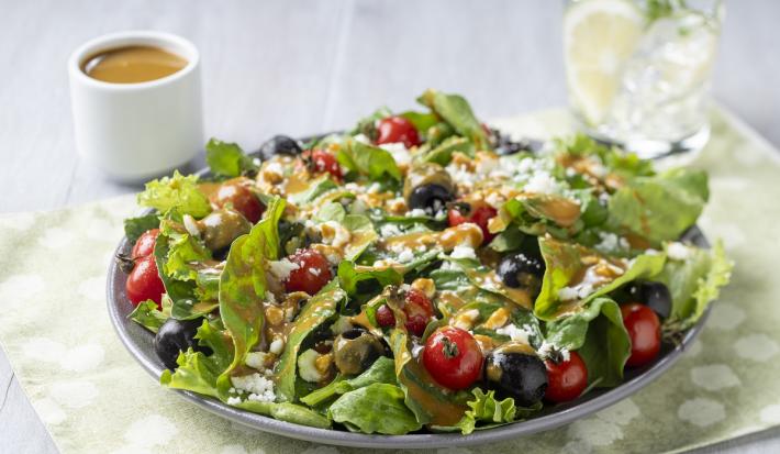 Receta saludable de ensalada con aderezo de mostaza
