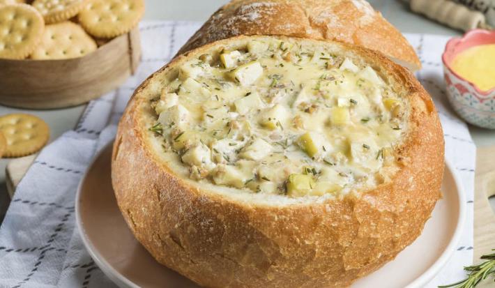 Brie al Horno con Manzana, Mostaza Miel y Romero
