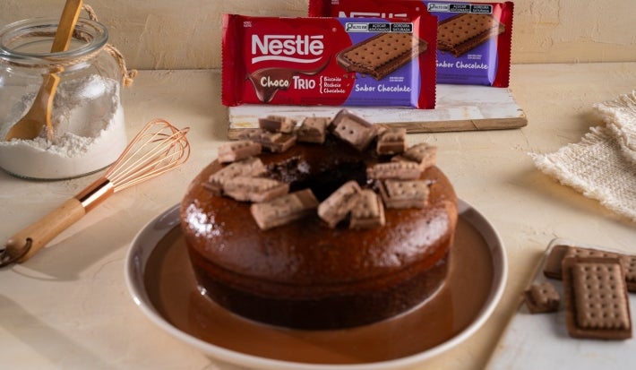 Torta mojada de chocolate con chocotrio® Mani