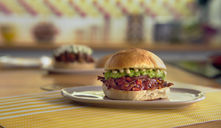 Sanduches de carne mechada